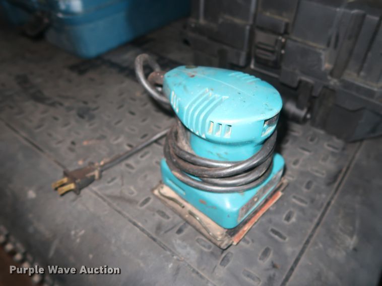 image for item HT9516 (20) electric saws and sanders