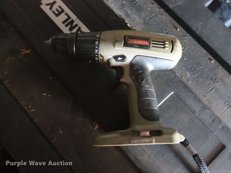 image for item HT9517 Electric drills, nail guns, grinders, and bits