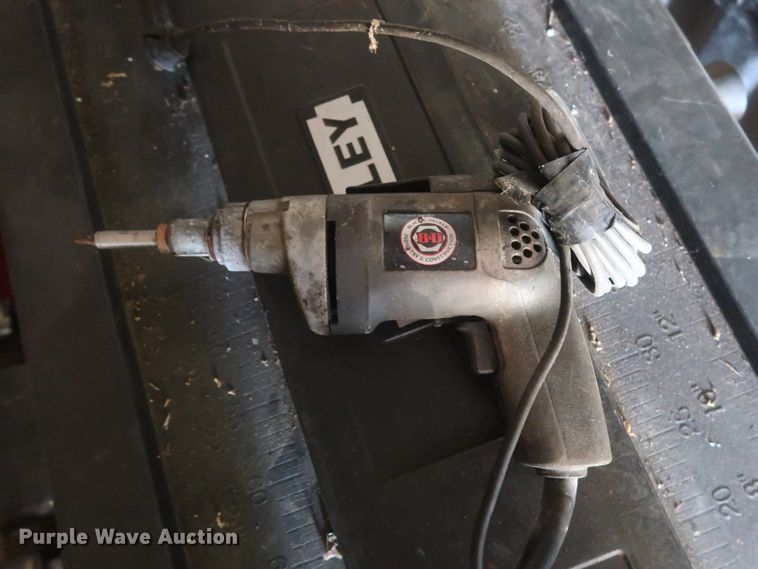 image for item HT9517 Electric drills, nail guns, grinders, and bits