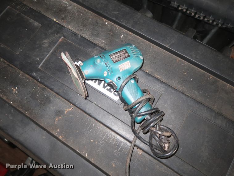 image for item HT9517 Electric drills, nail guns, grinders, and bits