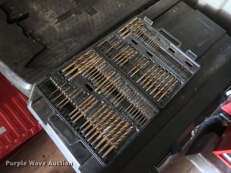 image for item HT9517 Electric drills, nail guns, grinders, and bits