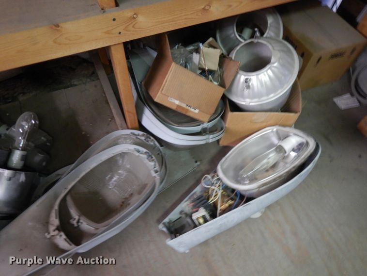 image for item HV9754 Lights