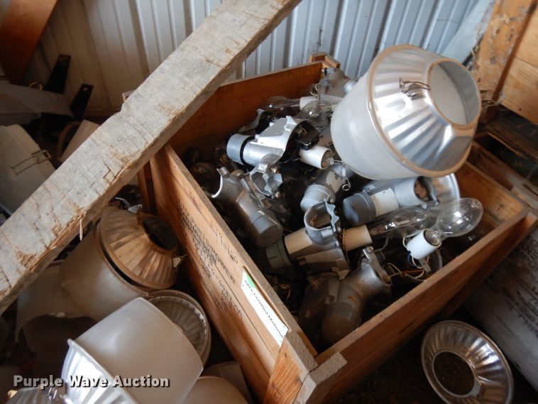 image for item HV9757 Light fixtures