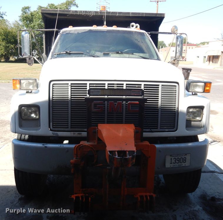 image for item HV9760 1990 GMC TopKick C6000  dump truck