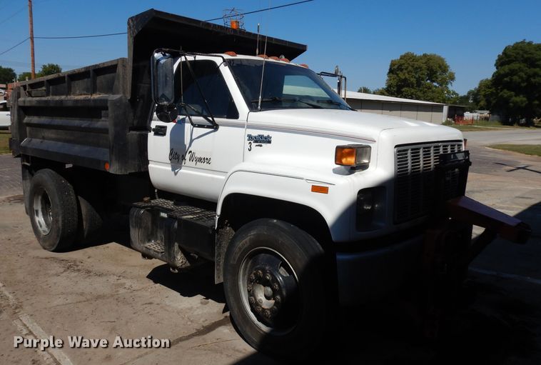 image for item HV9760 1990 GMC TopKick C6000  dump truck