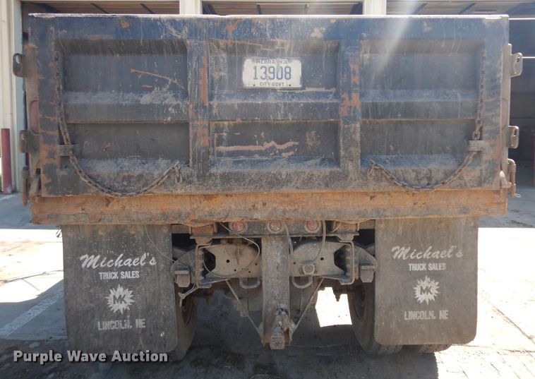 image for item HV9760 1990 GMC TopKick C6000  dump truck