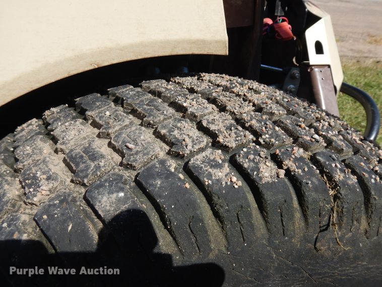 image for item HV9762 Grasshopper 225K ZTR lawn mower