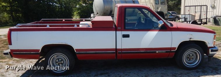 image for item HV9765 1991 Chevrolet C1500  pickup truck