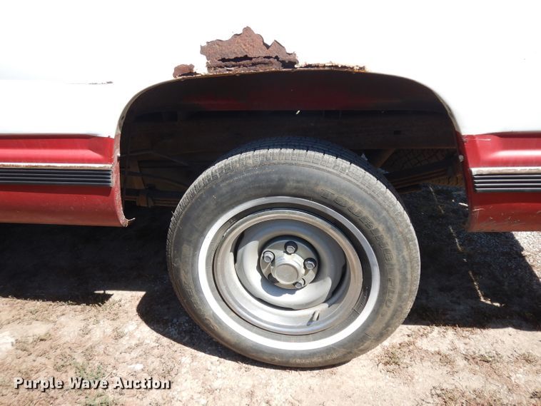 image for item HV9765 1991 Chevrolet C1500  pickup truck