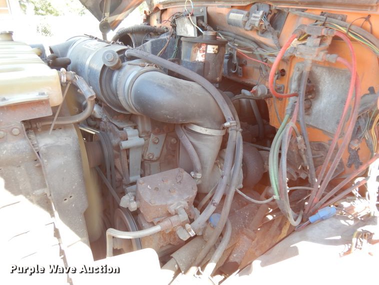 image for item HV9772 1991 Ford F800  dump truck