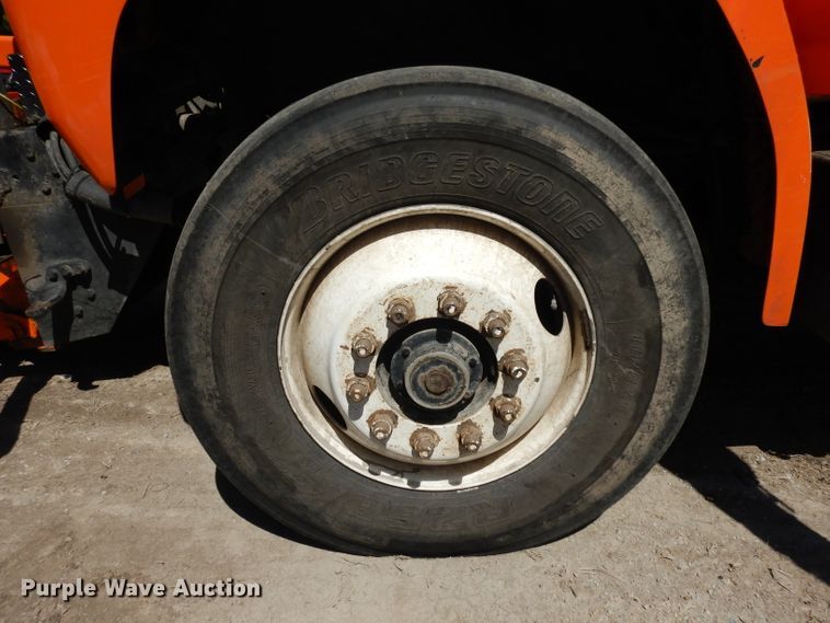 image for item HV9772 1991 Ford F800  dump truck