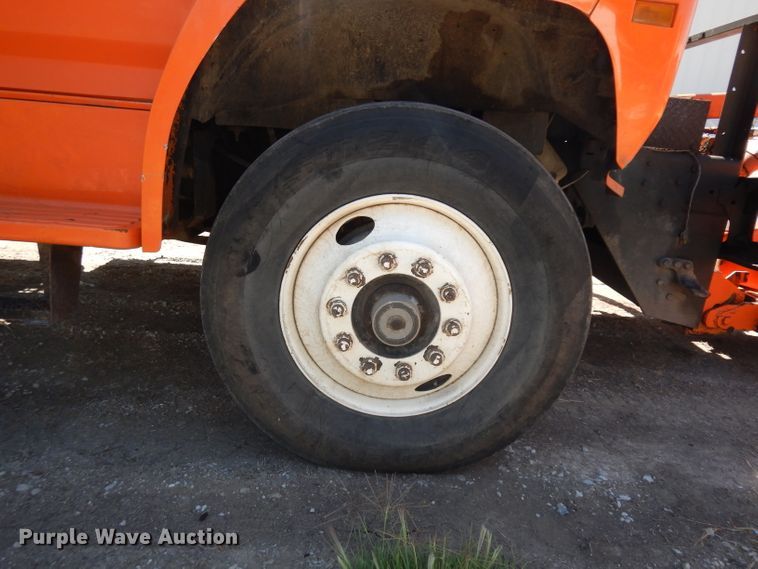 image for item HV9772 1991 Ford F800  dump truck