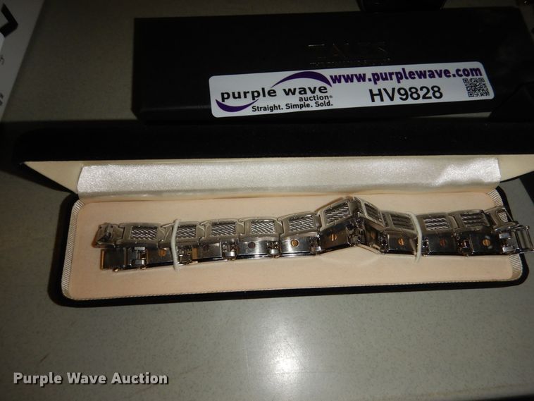 image for item HV9828 Jewelry