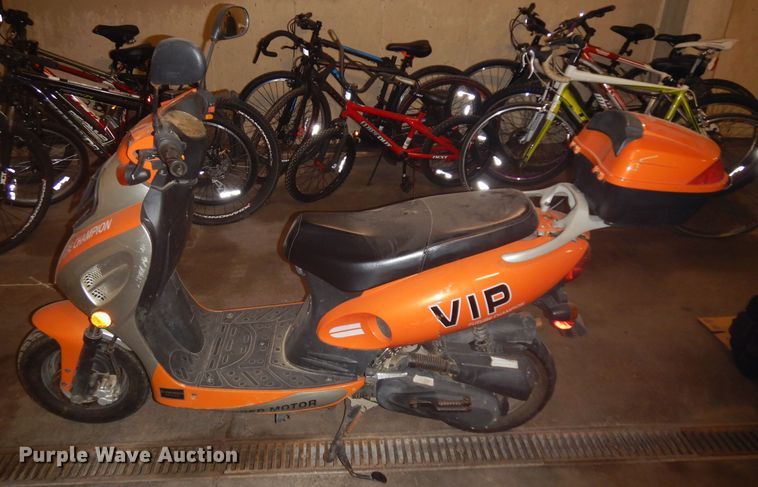 image for item HV9838 2012 Tao Tao moped