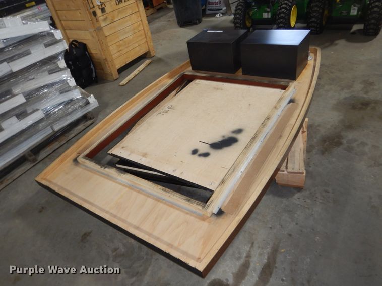 image for item HV9900 Earthquake machine exhibit