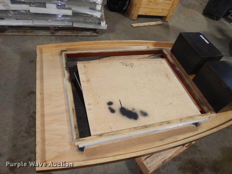 image for item HV9900 Earthquake machine exhibit