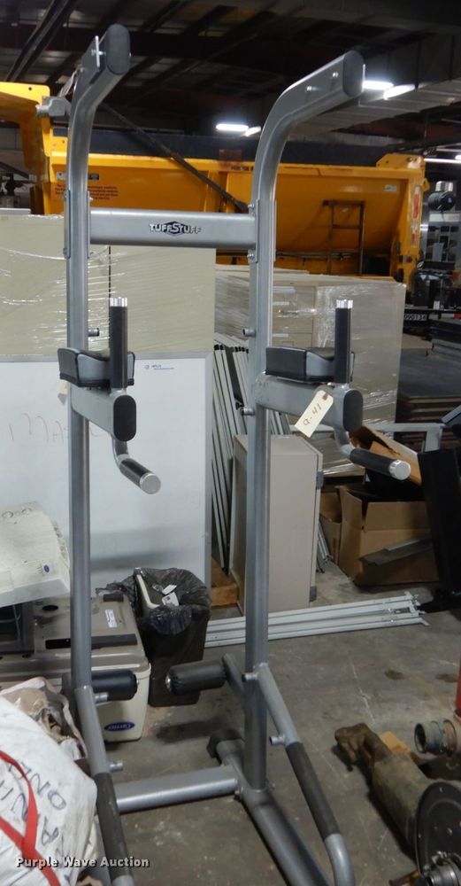 Exercise equipment in Sioux Falls, SD Item HV9940 sold Purple Wave