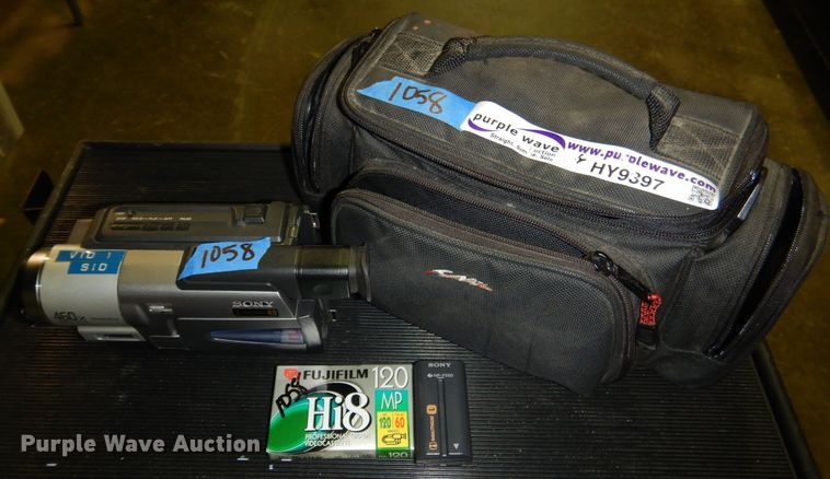 image for item HY9397 Sony Handi-Cam camera