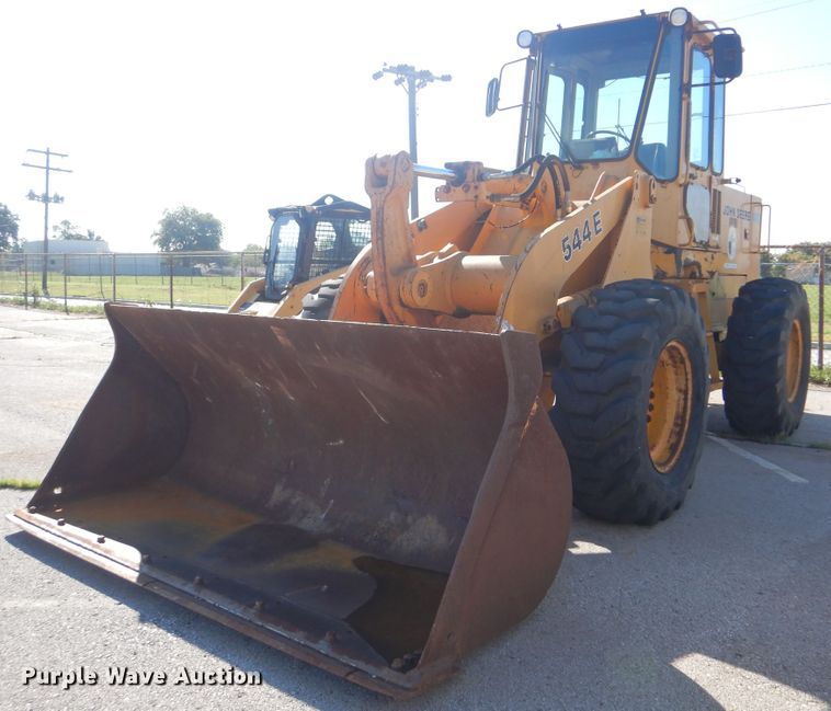 image for item HY9494 1989 John Deere 544E  wheel loader