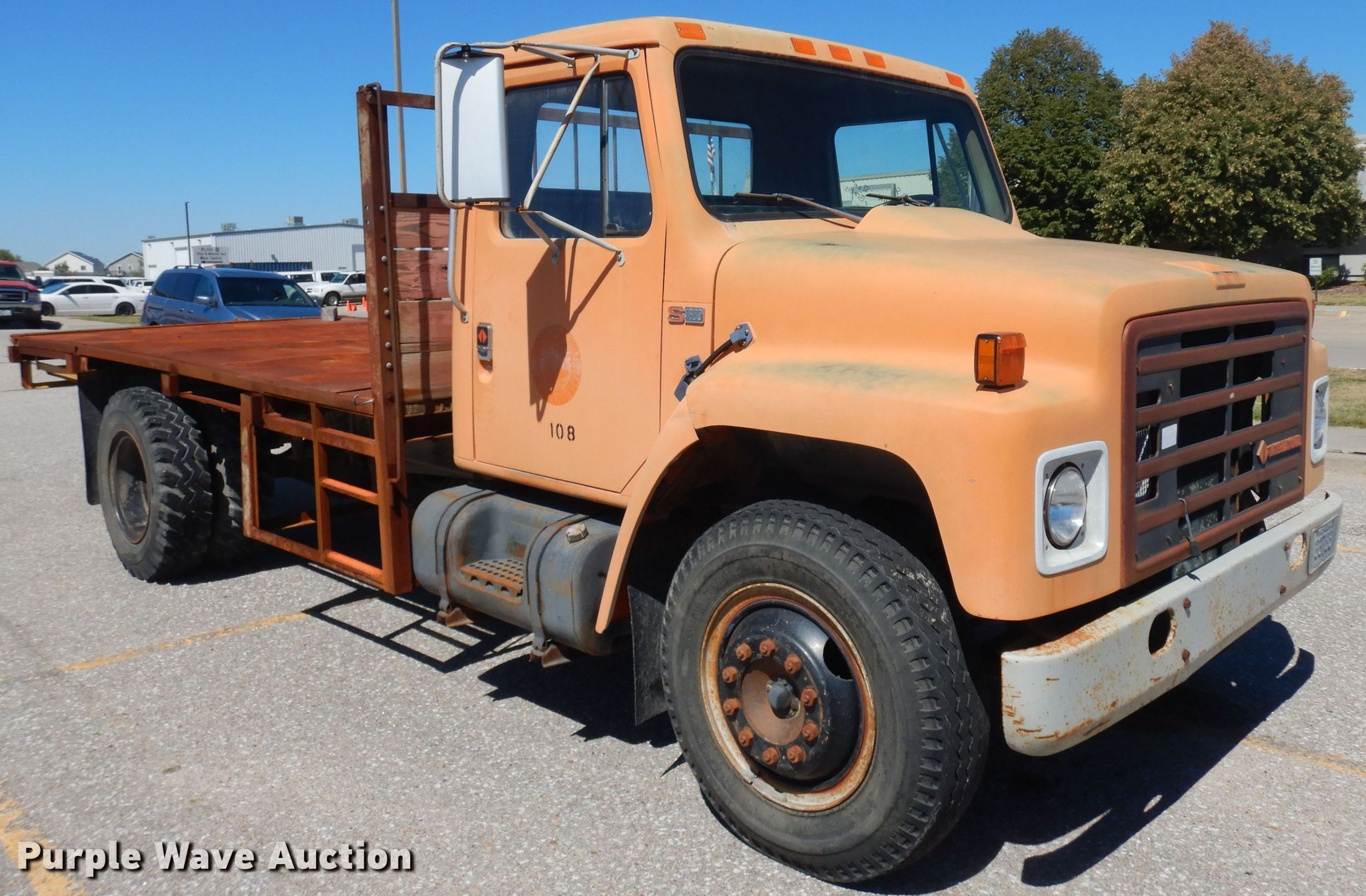 1987 International S1600 flatbed truck in Lincoln, NE Item HA9467