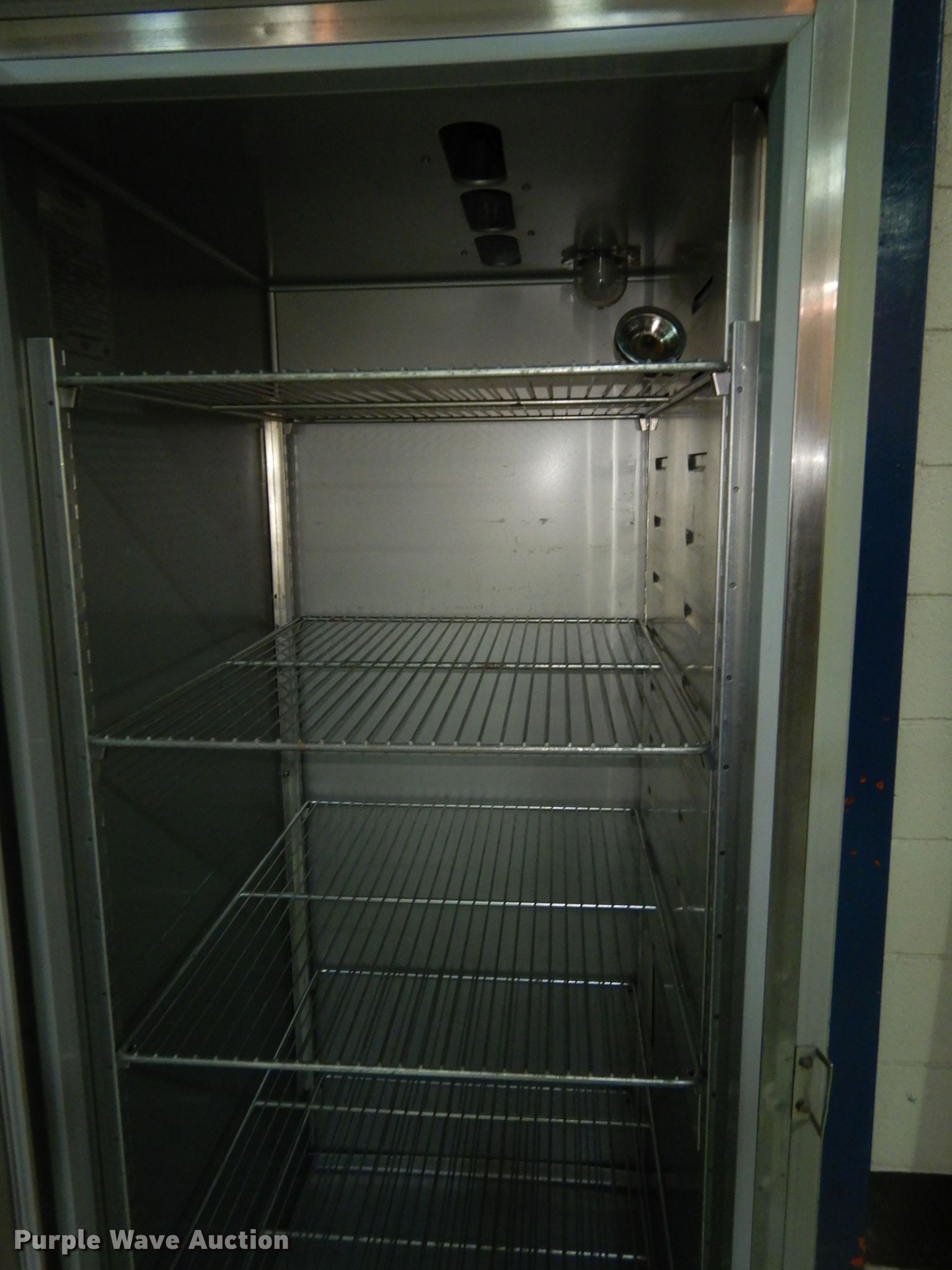 Hobart QF1 freezer in Overland Park, KS Item HY9737 sold Purple Wave