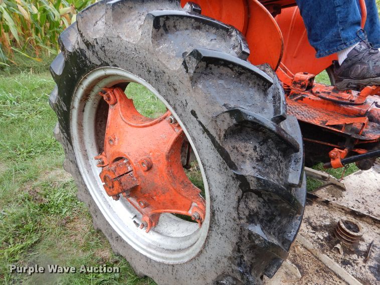 image for item AF9984 Case VAC  tractor