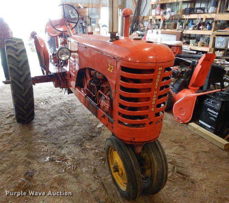 image for item AF9986 Massey-Harris 22  tractor