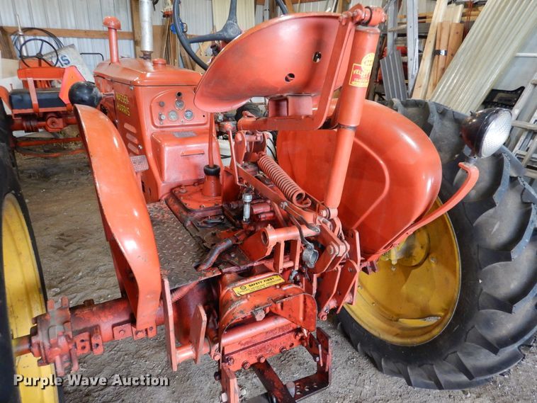 image for item AF9986 Massey-Harris 22  tractor