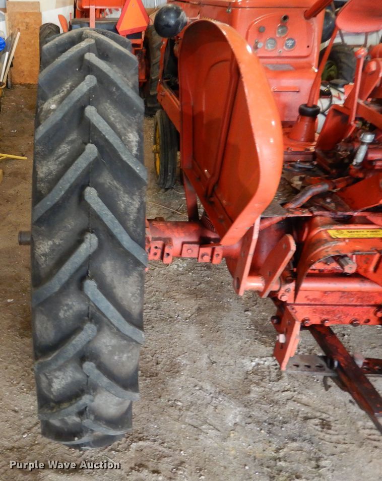 image for item AF9986 Massey-Harris 22  tractor