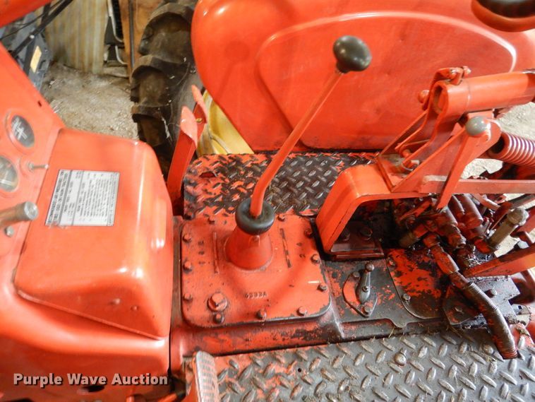 image for item AF9986 Massey-Harris 22  tractor