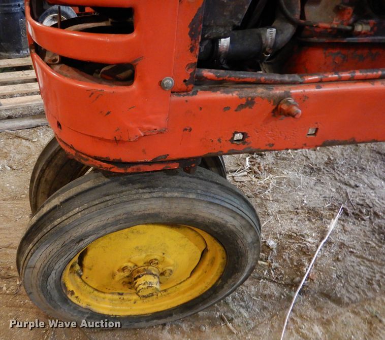 image for item AF9986 Massey-Harris 22  tractor