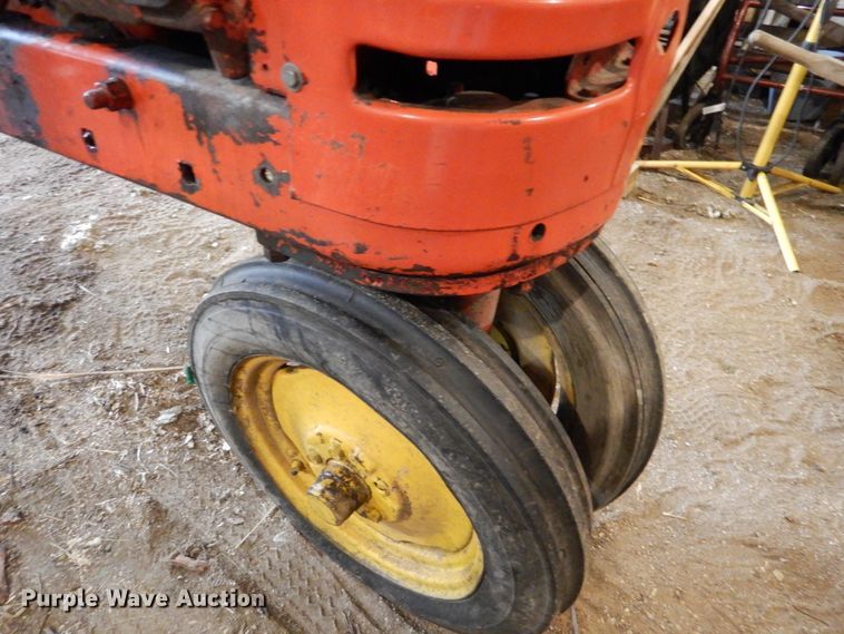 image for item AF9986 Massey-Harris 22  tractor