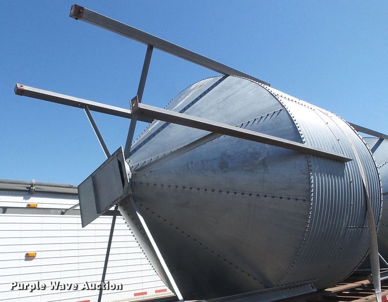 image for item DD0296 Grain bin