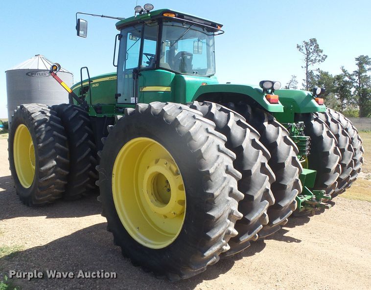 image for item DD0298 2010 John Deere 9430  4WD tractor