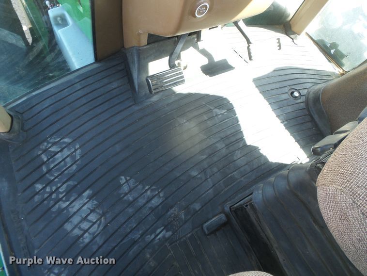 image for item DD0298 2010 John Deere 9430  4WD tractor