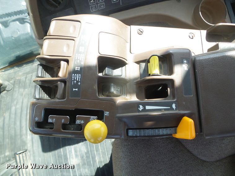 image for item DD0298 2010 John Deere 9430  4WD tractor