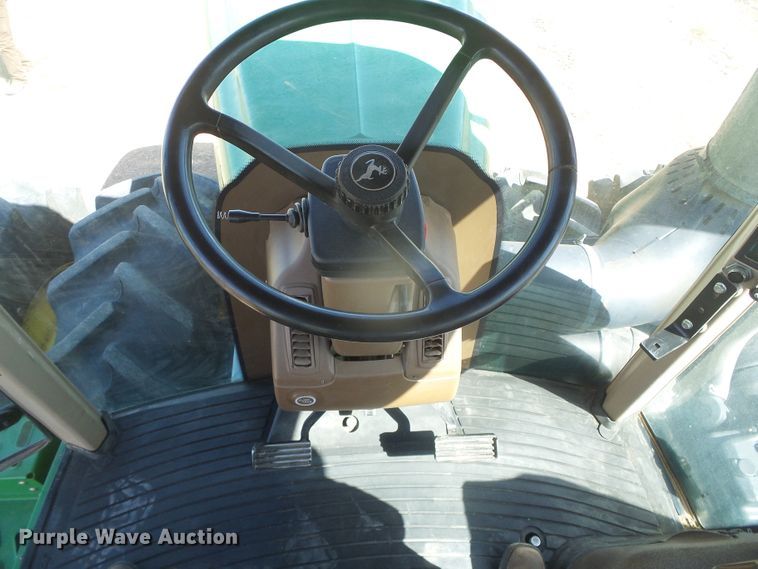 image for item DD0298 2010 John Deere 9430  4WD tractor