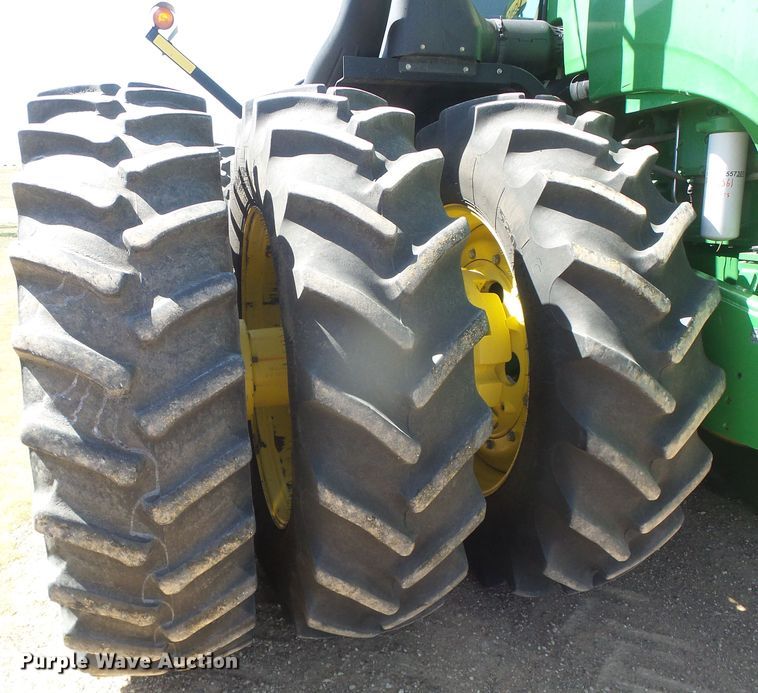 image for item DD0298 2010 John Deere 9430  4WD tractor