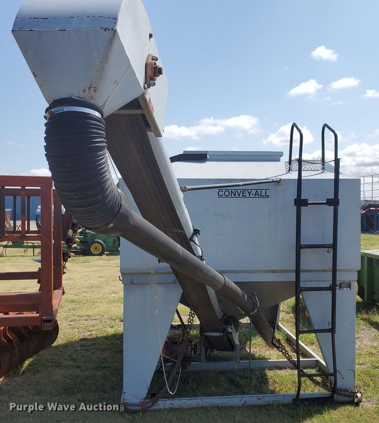 image for item DE4480 Convey All seed tender