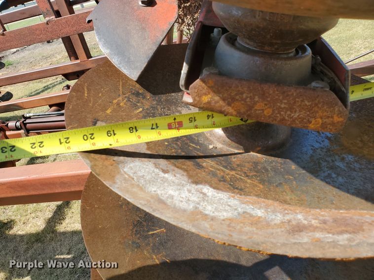 image for item DE4481 Sunflower tandem disk