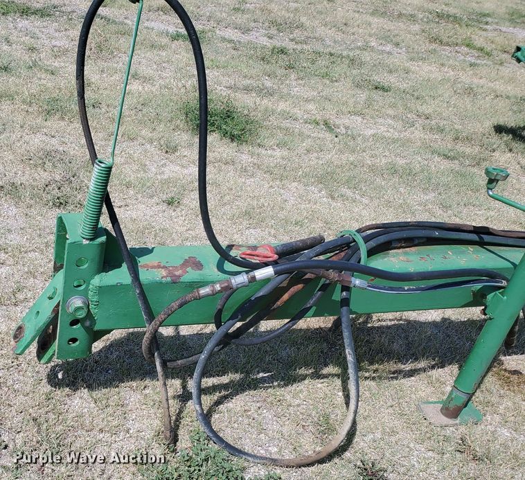 image for item DE4484 John Deere field cultivator