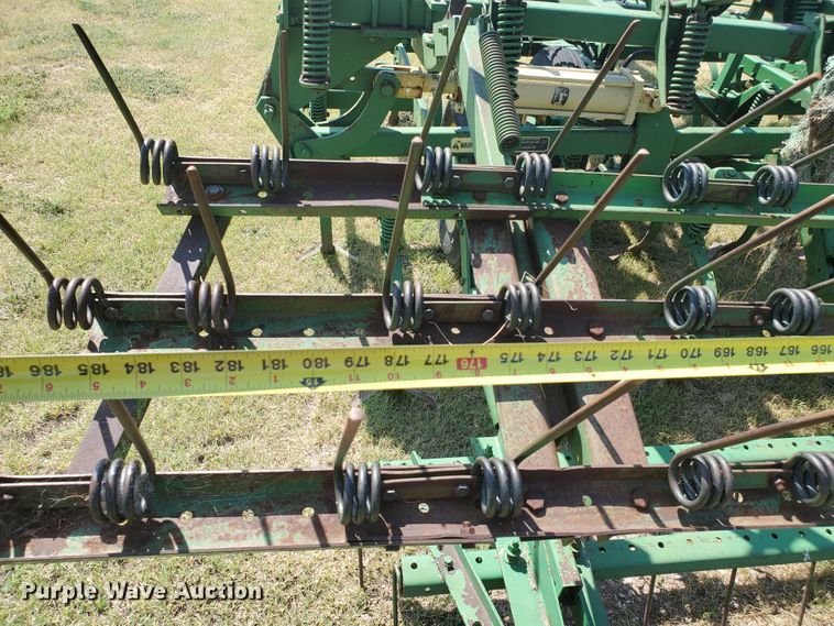 image for item DE4484 John Deere field cultivator