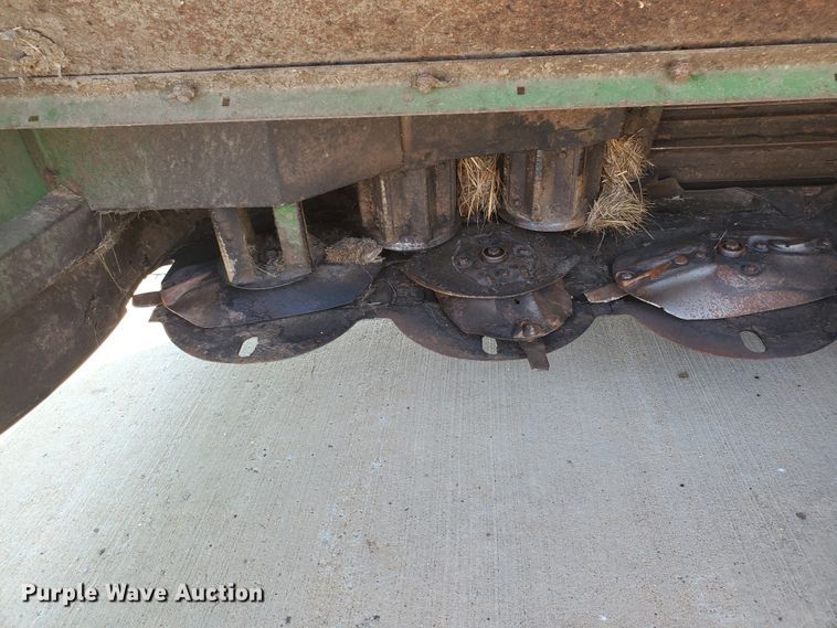 image for item DE4485 2007 John Deere 4995  windrower