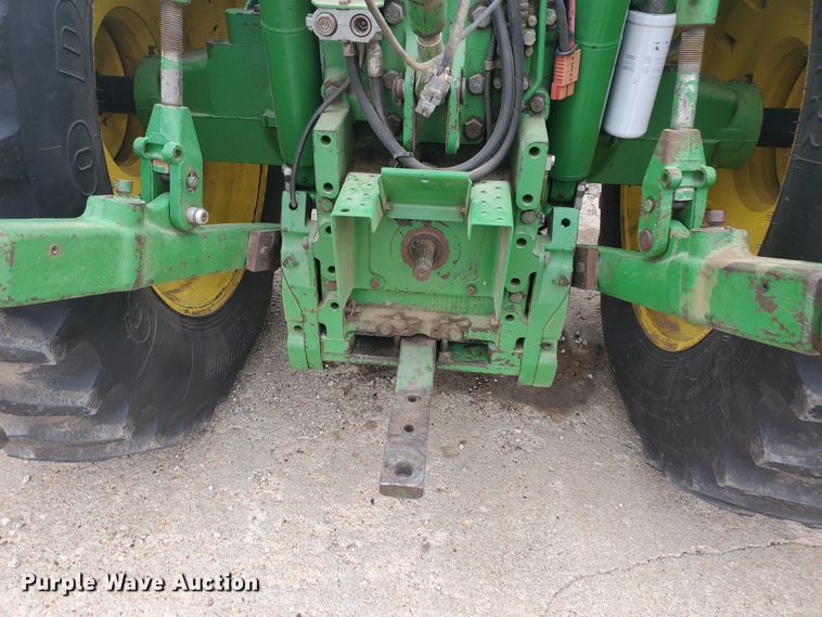 image for item DE4488 1998 John Deere 7810  MFWD tractor