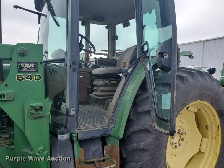 image for item DE4489 1997 John Deere 6400  MFWD tractor