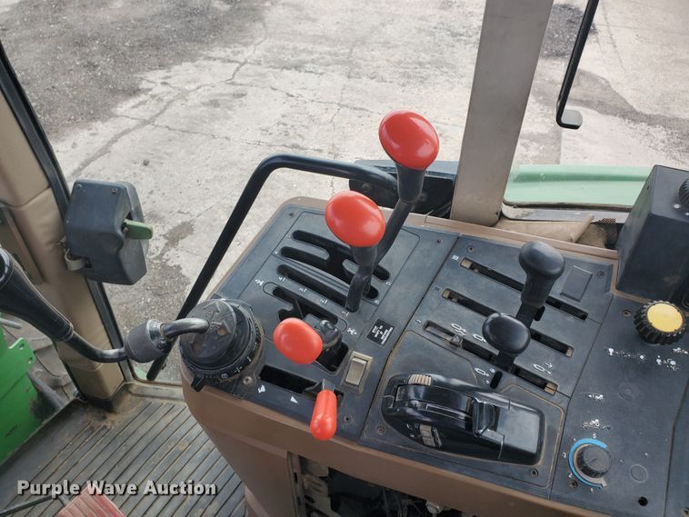 image for item DE4489 1997 John Deere 6400  MFWD tractor