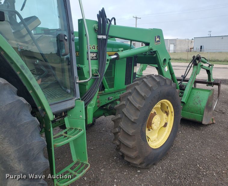 image for item DE4489 1997 John Deere 6400  MFWD tractor