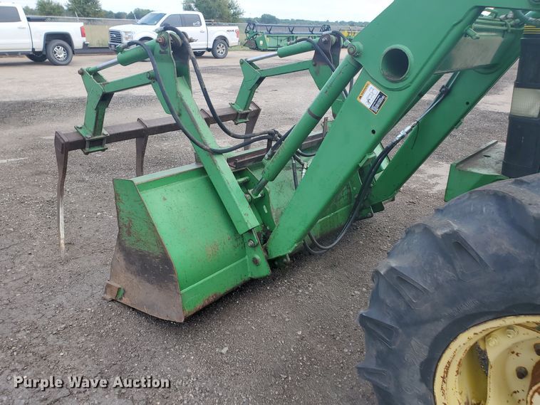 image for item DE4489 1997 John Deere 6400  MFWD tractor