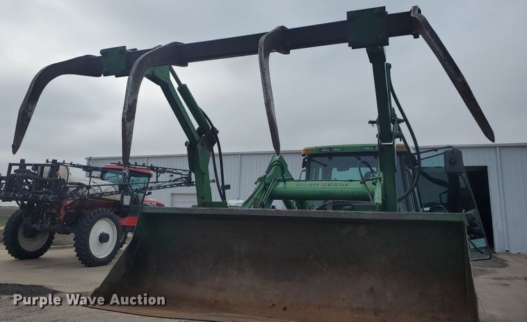 image for item DE4489 1997 John Deere 6400  MFWD tractor