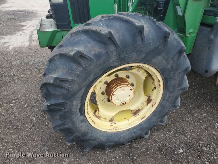 image for item DE4489 1997 John Deere 6400  MFWD tractor